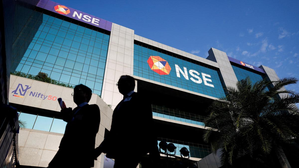 Investors continue selling as PM Modi signals crisis readiness