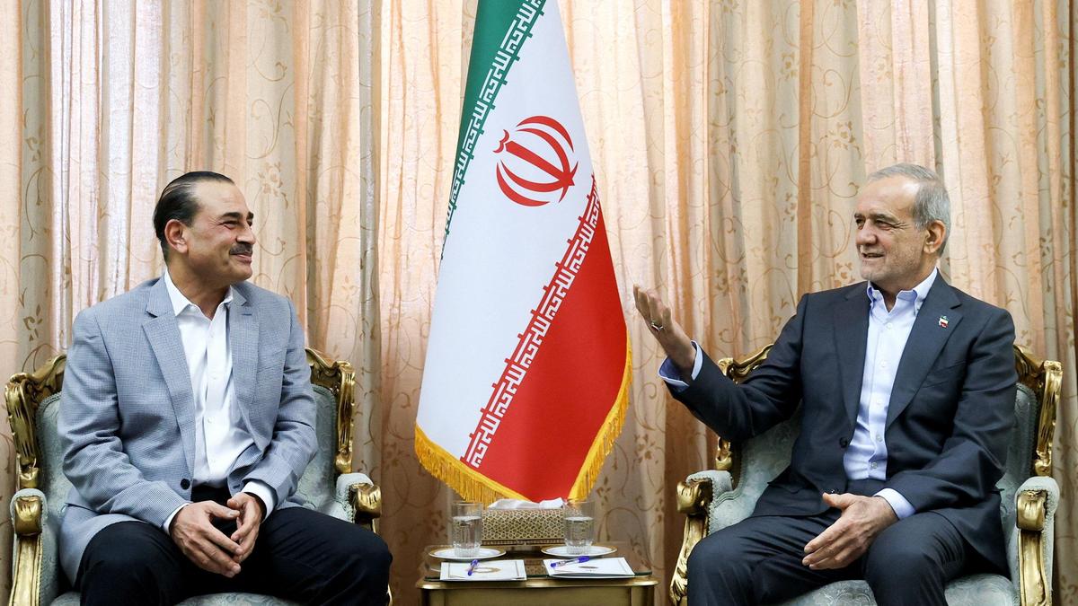 Iran signals convergence of views with U.S., says gaps remain