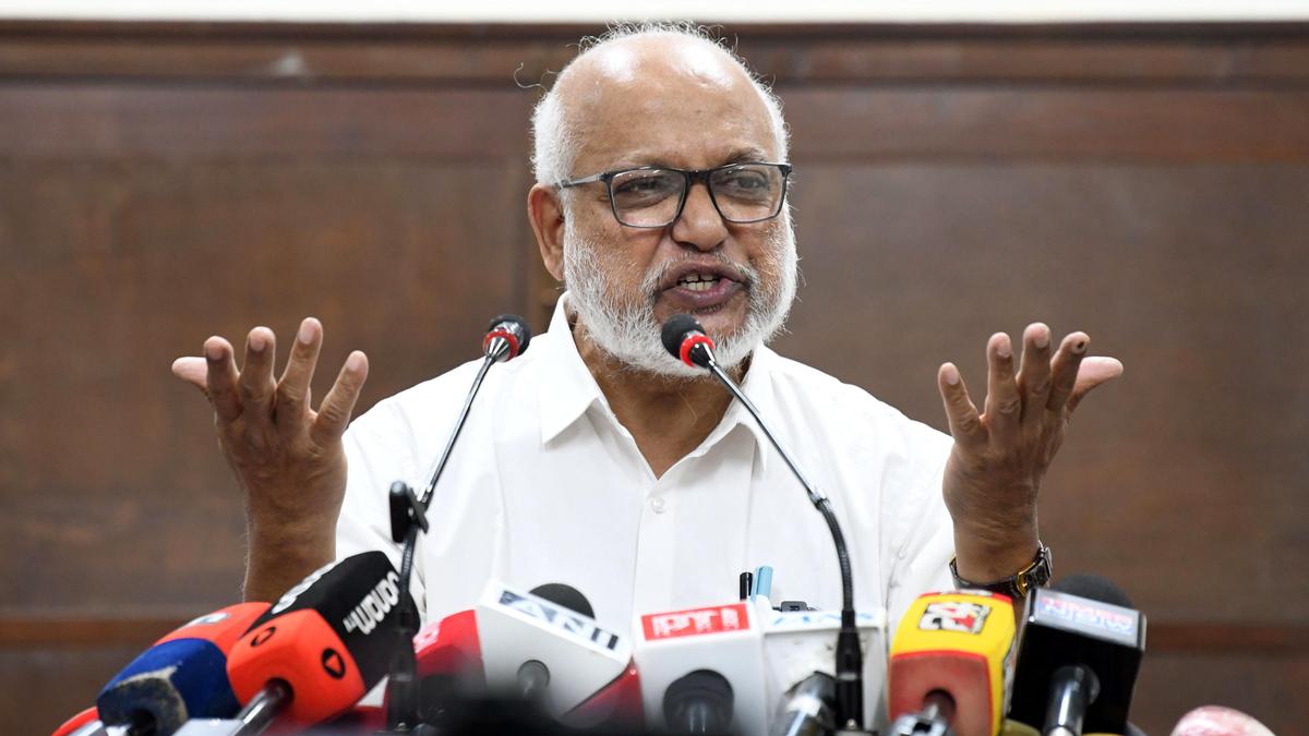 ED raids on Pinarayi’s houses: CPI(M) closes ranks in support of former Kerala CM