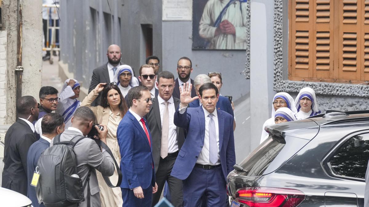 After short Kolkata visit, Marco Rubio leaves for Delhi | Live