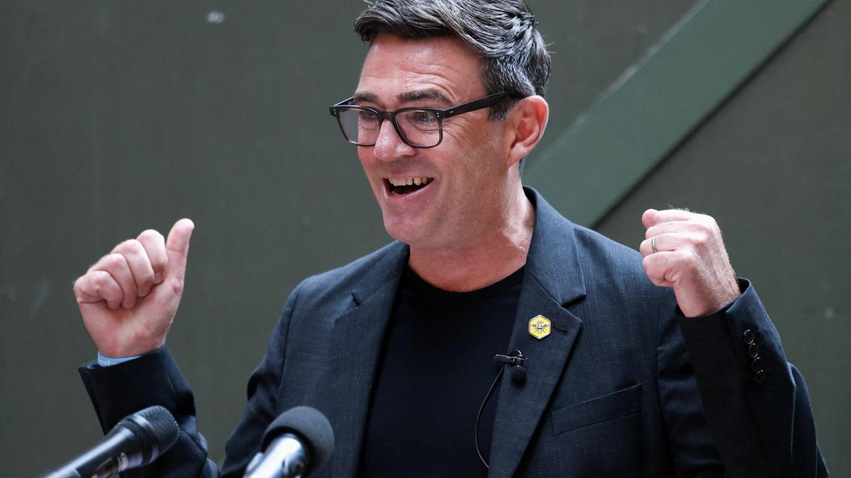 Burnham to create ‘No. 10 North’ as U.K. PM, oversee massive decentralisation