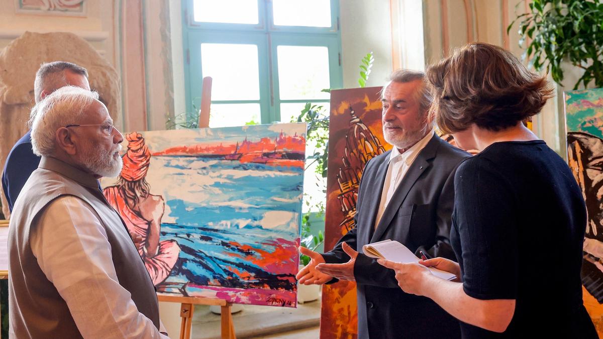 ‘Varanasi in Bratislava’: PM Modi visits unique exhibition crafted by Slovak artisans at Presidential Palace