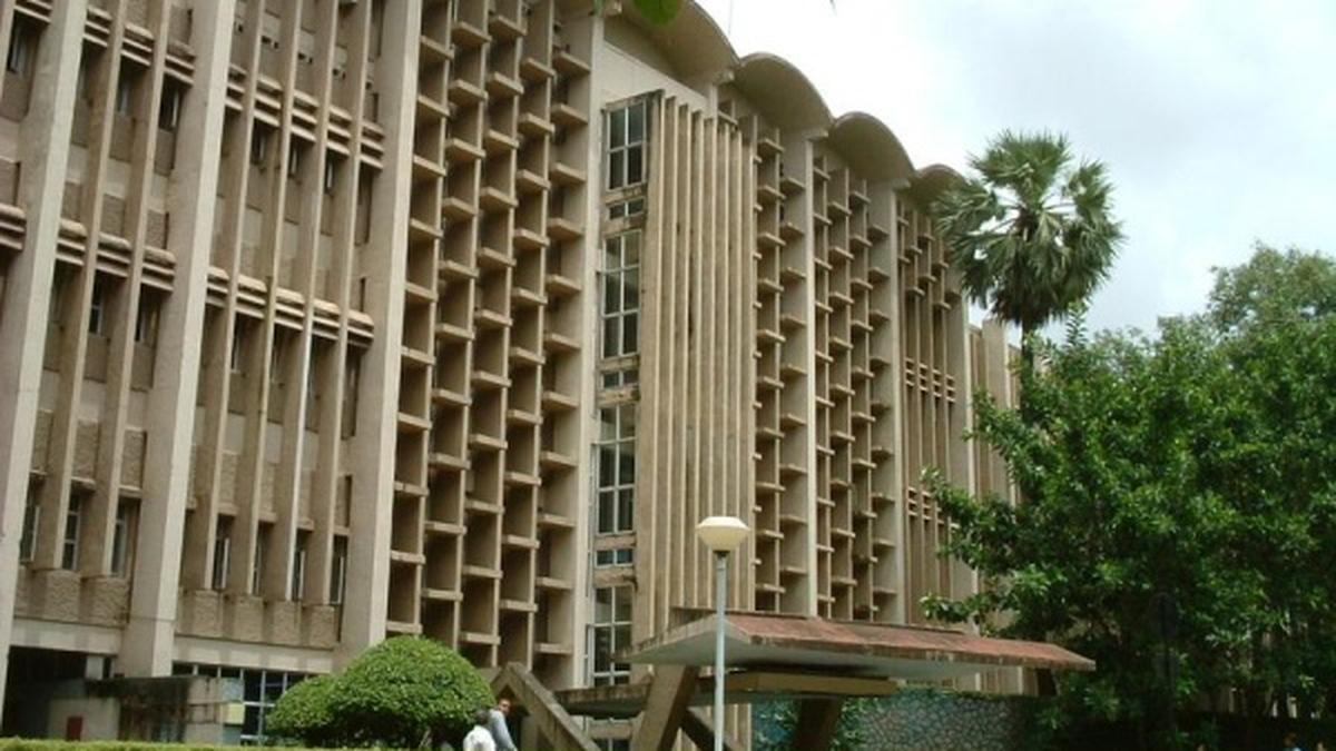 SITAMS in Chittoor opens talks with IIT Bombay for academic partnership