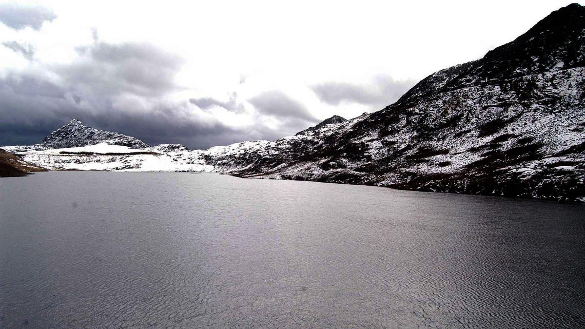 Four of five high-risk glacial lakes in Arunachal expand over decade, satellite study finds