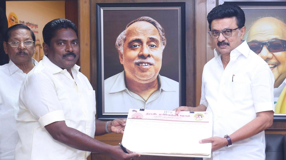 Former AIADMK Minister P. Benjamin joins DMK
