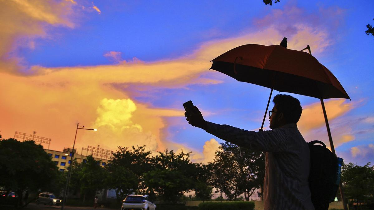 Monsoon tracker LIVE: Heavy overnight rain, flooding disrupts life in Western part of Hyderabad