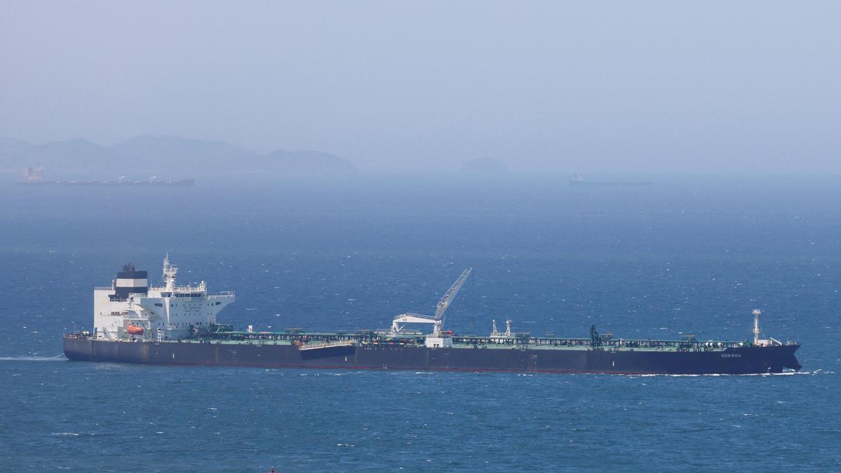 West Asia war LIVE: Iran was unable to export ‘single barrel of oil’ during U.S. blockade