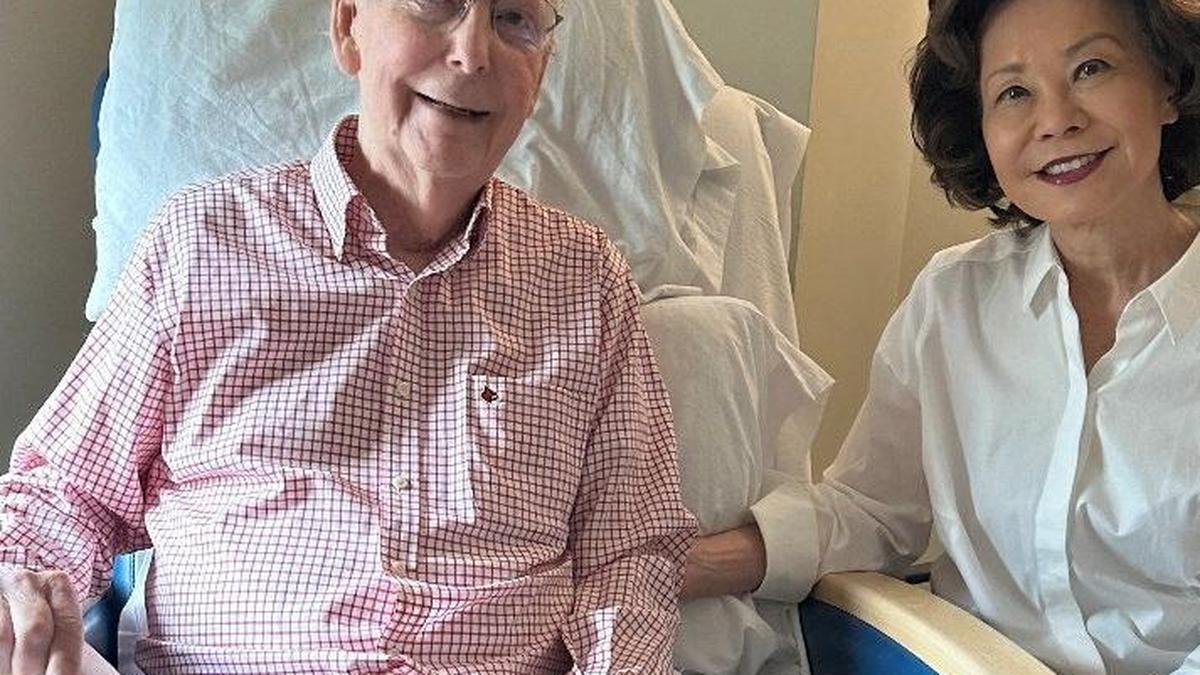 McConnell says he is unable to return to U.S. Senate yet