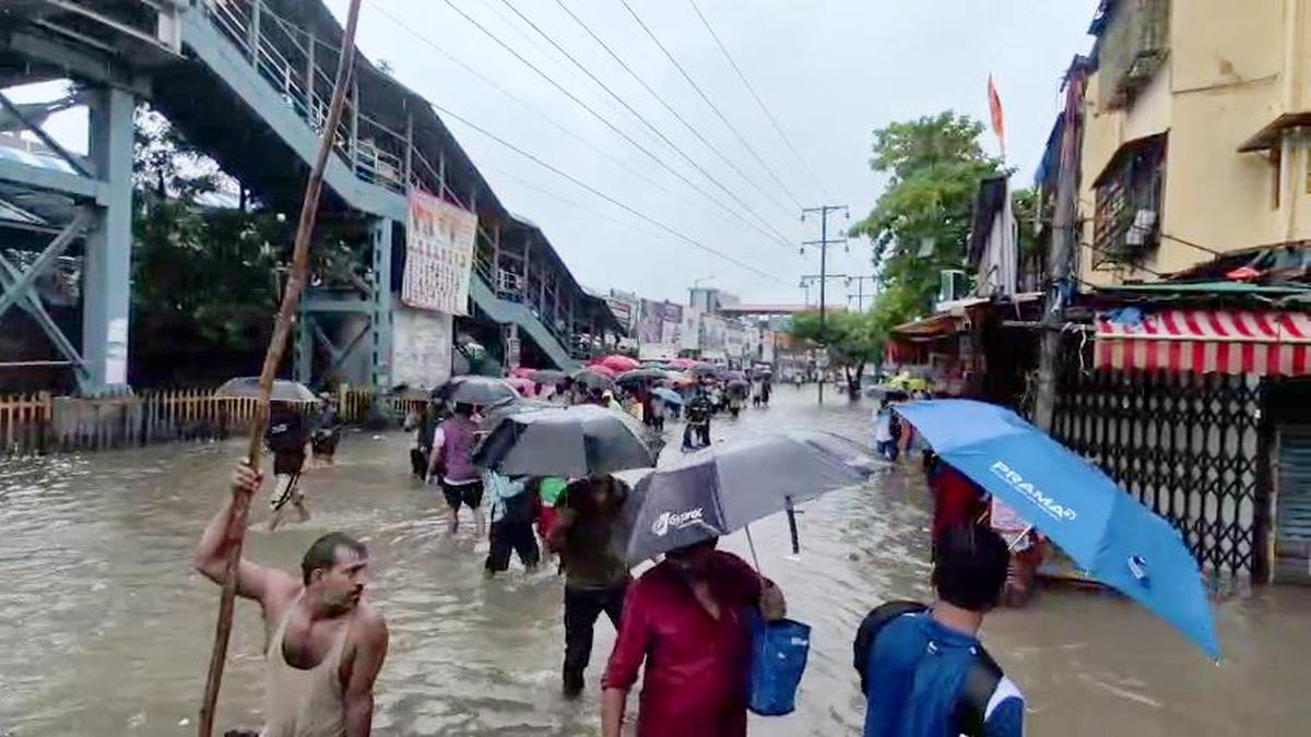 Mumbai-Pune train services suspended after landslides in Karjat-Lonavala section | Monsoon LIVE updates