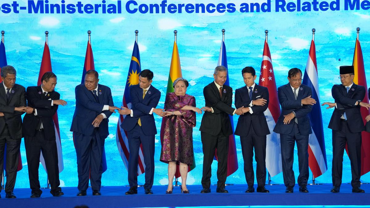ASEAN’s top diplomats meet in shadow of U.S.-Iran conflict