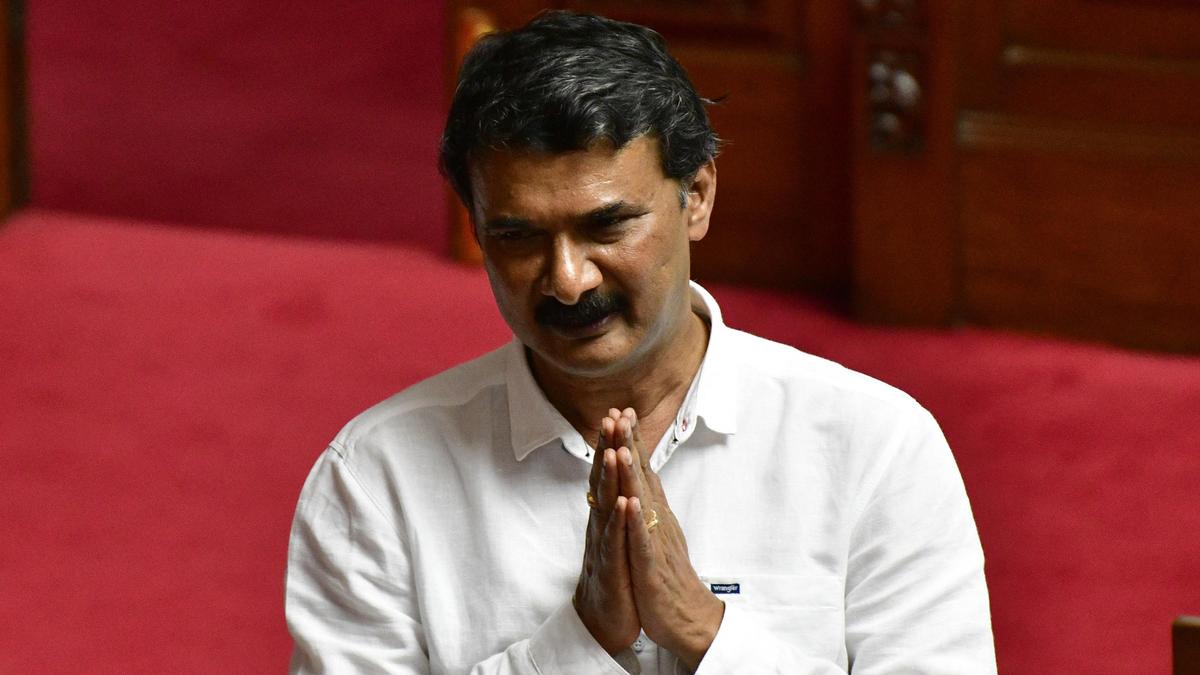 SC dismisses plea by Karnataka Legislative Council Deputy Chairman against recounting of votes