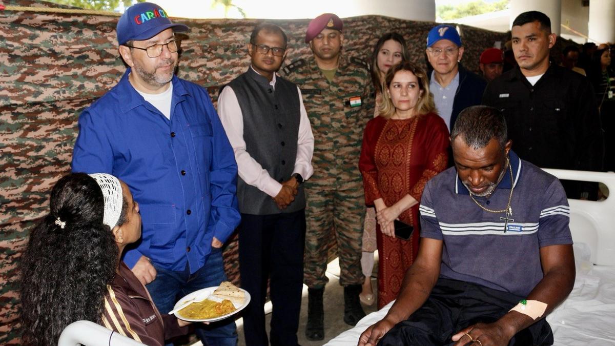 Venezuela FM visits Indian field hospital; expresses gratitude for earthquake relief work