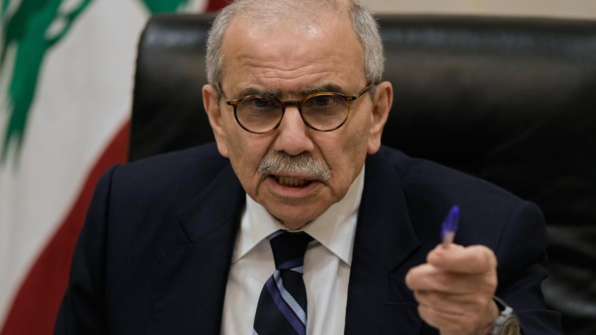 Lebanon PM says Beirut working for ‘complete Israeli withdrawal’