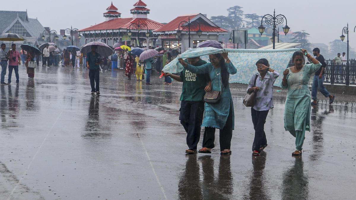 Monsoon tracker LIVE: Helicopter services suspended amid adverse weather conditions in Kedarnath Dham Yatra