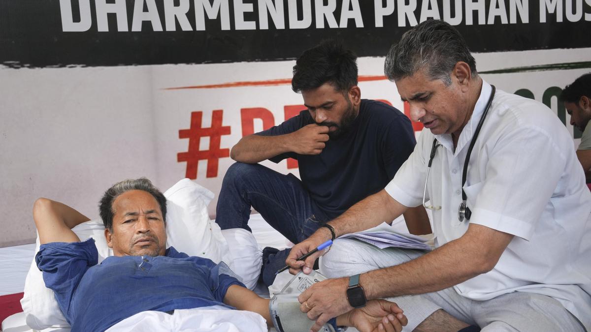 Fresh political support pours in on 15th day of CJP protest; student hospitalised