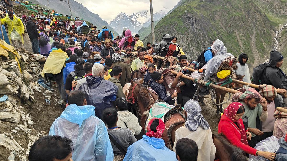 Record 1.3 lakh pilgrims visit Amarnath shrine in 5 days in Kashmir