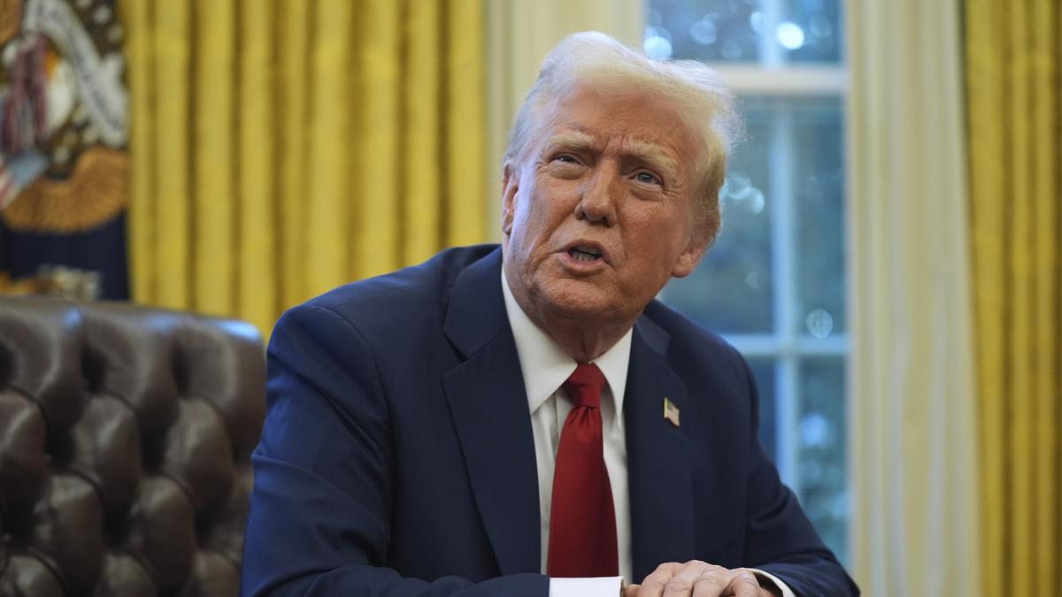 Donald Trump says birthright citizenship was for children of slaves, not for world to ‘pile’ into US