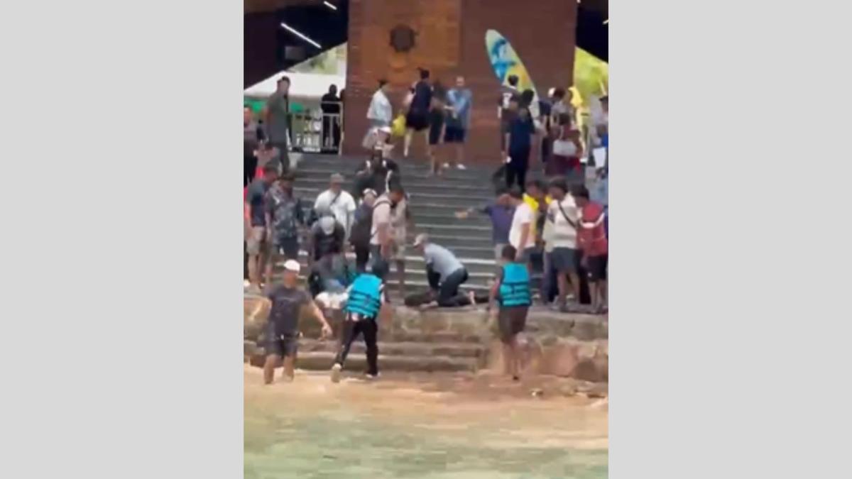 At least 15 Indian tourists dead after boat capsizes near island off Vietnam; rescue efforts under way