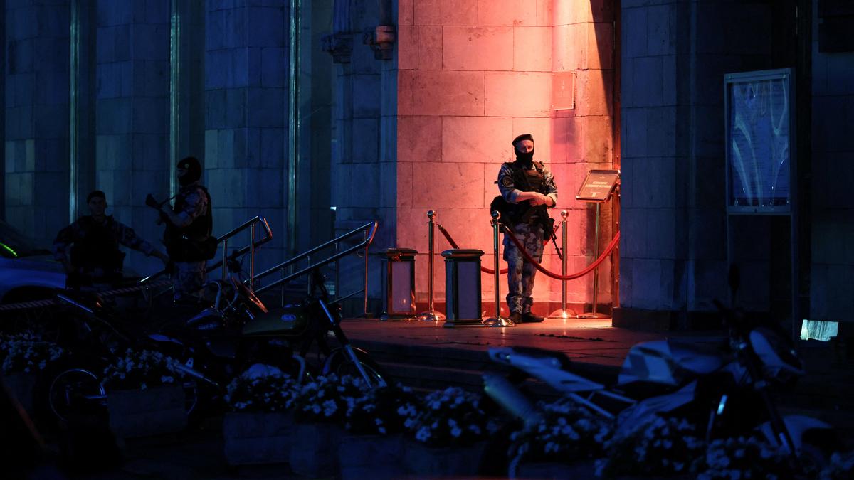 3 people killed, 15 wounded in Moscow restaurant explosion