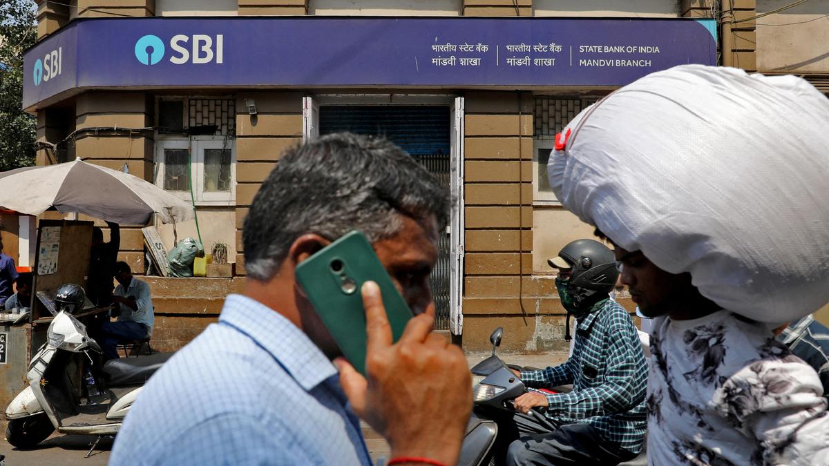 State Bank of India returns to dollar debt market, bankers see strong demand