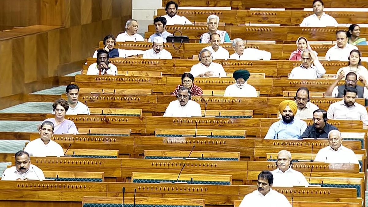 Congress issues whip to its MPs in Parliament; asks them to be present from August 10-12