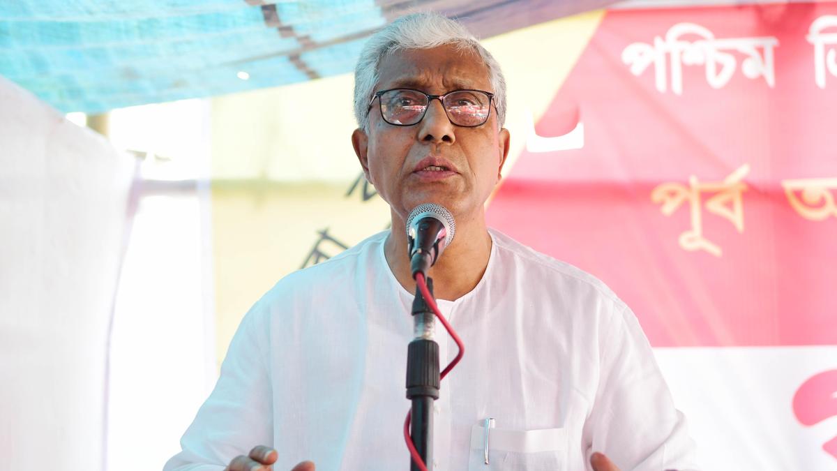 CPI(M) slams BJP for lodging police complaints against ex-CM Manik Sarkar