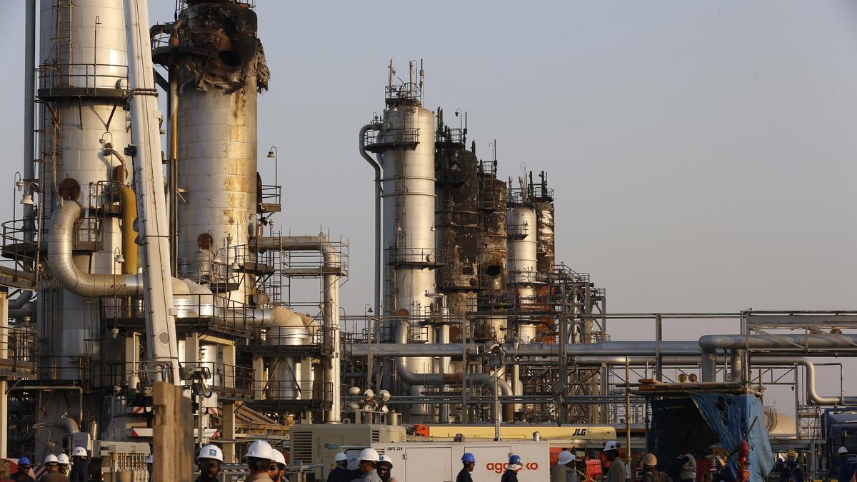 Fire extinguished at Aramco facility in Jizan, says Saudi Arabia