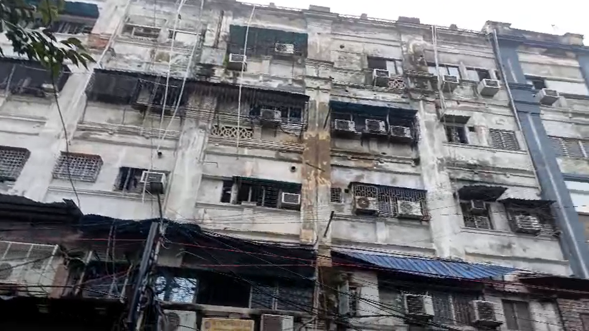 Kolkata hotel fire kills 9 Bangladeshi nationals