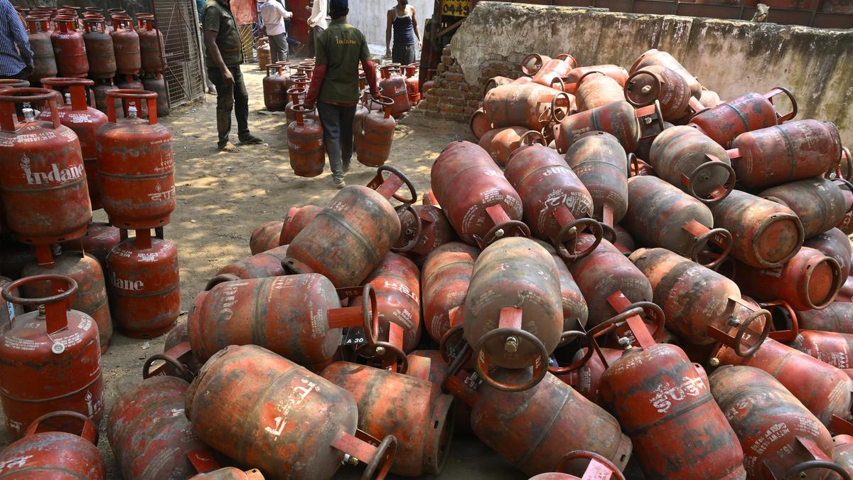 Thalinomics goes for a toss as LPG fuels food price rise, Telangana logs 6.32% inflation